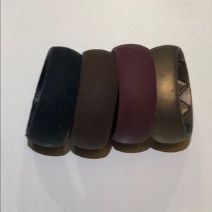 Set of Four Silicone Rings in Dark Tones Egnaro Rings Sz 9